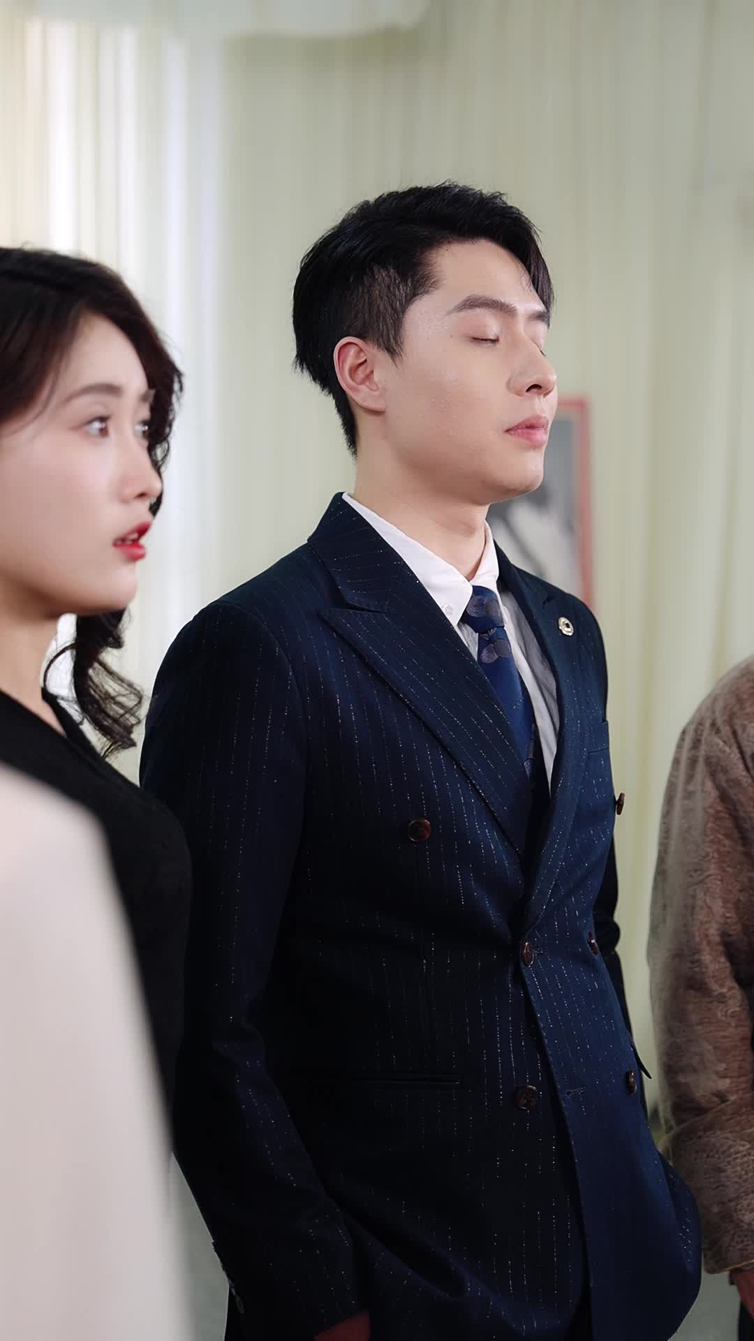 Tập 49 - Người Kế Thừa và Cuộc Hôn Nhân Giả